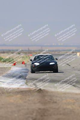 media/Sep-20-2025-Extreme Speed (Sat) [[1fcc23683c]]/Orange (Mid Intermediate)/Session 2 (Sunrise)/